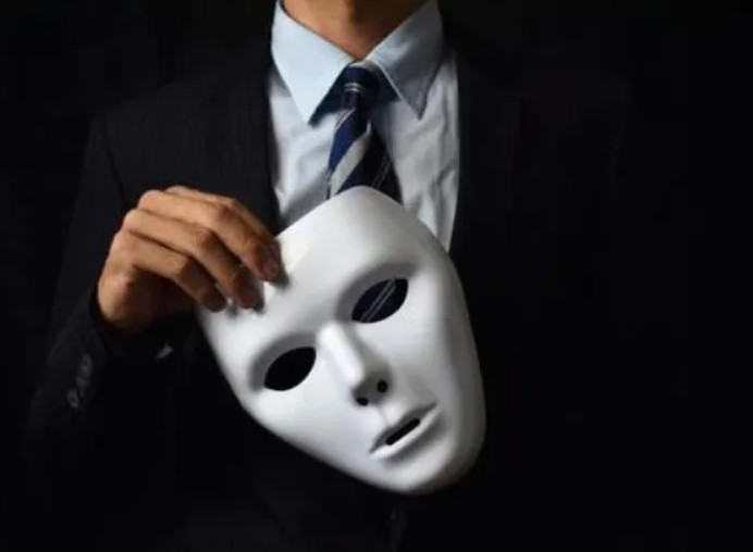 The Reverse Angle — When Dropping the Mask Goes Wrong (Substack July 2026)